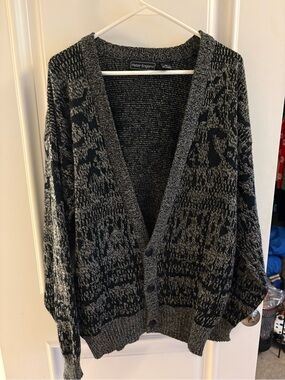 Vintage Peter England Grey and Black Patterned V-Neck Cardigan Sweater